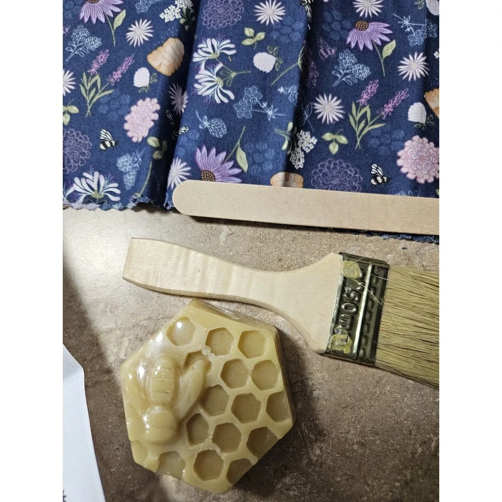Alderlee Beeswax Wrap Kit DIY Reusable Food Wrap Eco‎ Friendly Set Floral Fabric